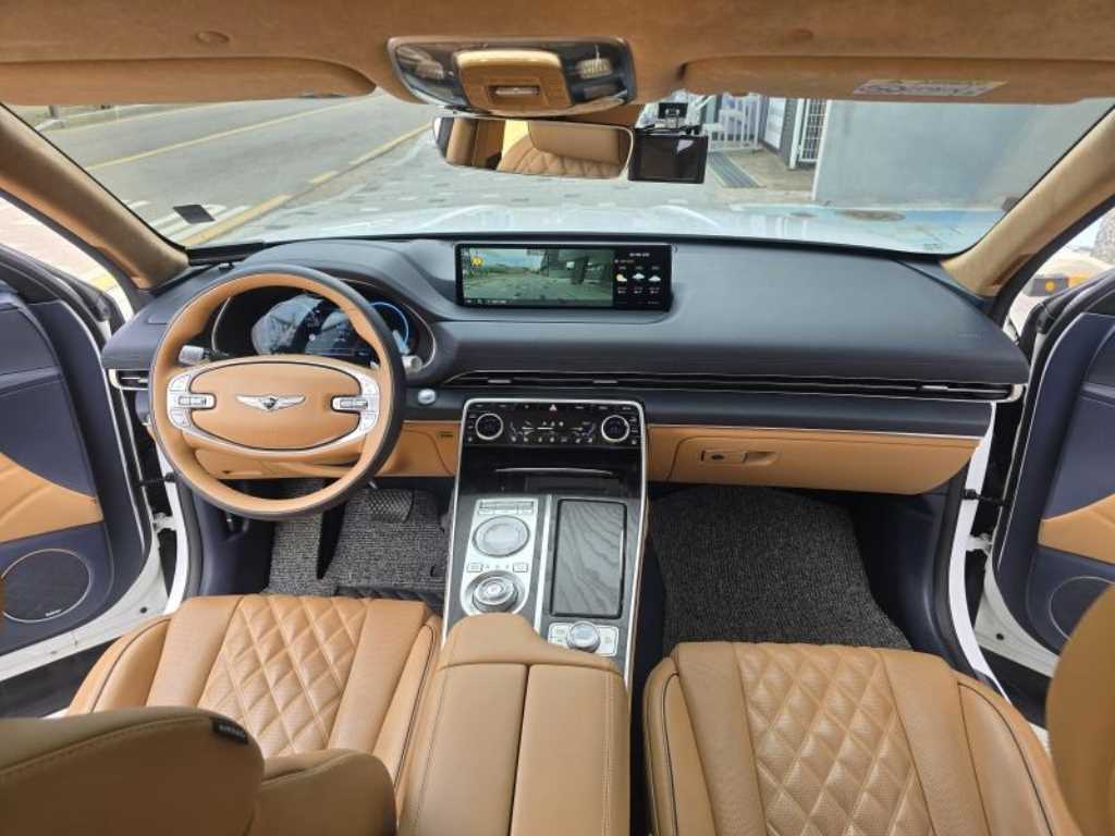 Genesis GV80 - Vista 7