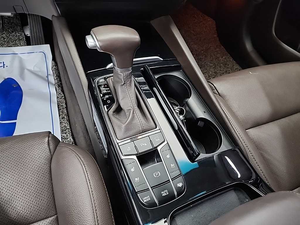 KIA K7 - Vista 8