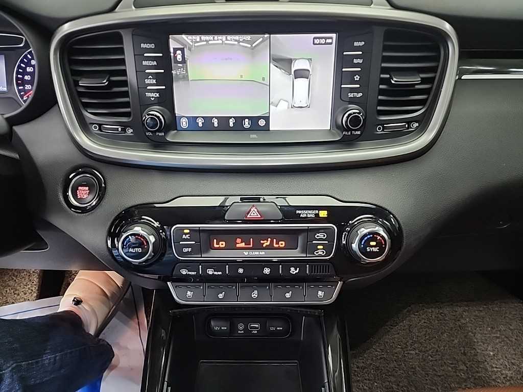 KIA Sorento - Vista 10