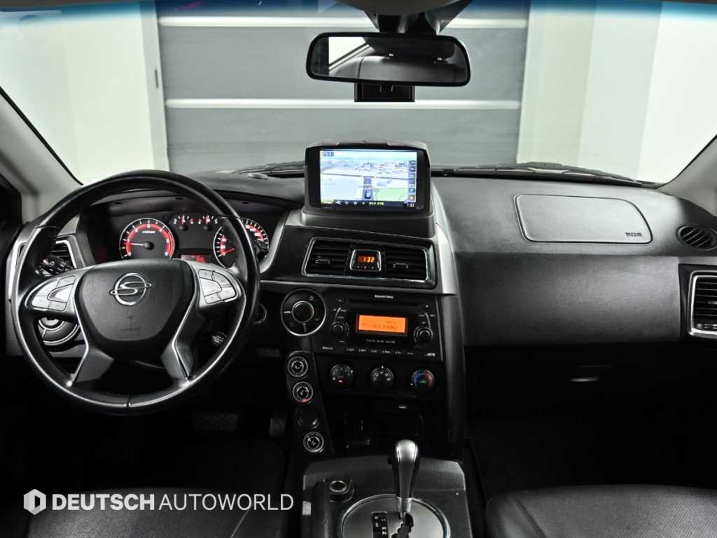 Ssangyong Korando - Vista 7