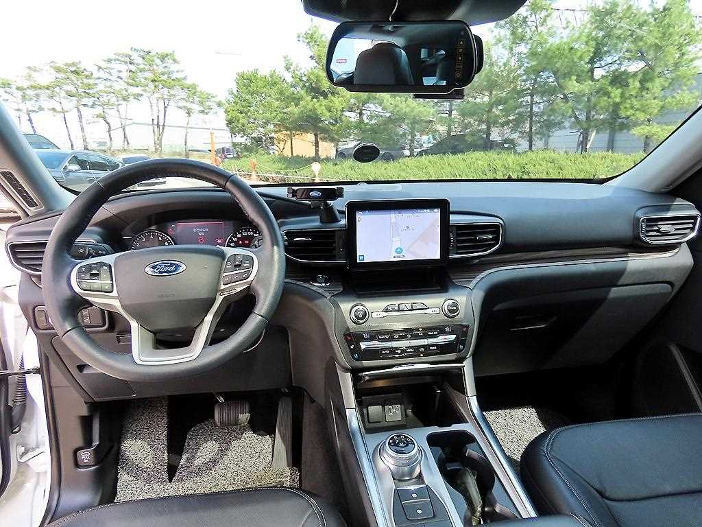 Ford Explorer - Vista 7