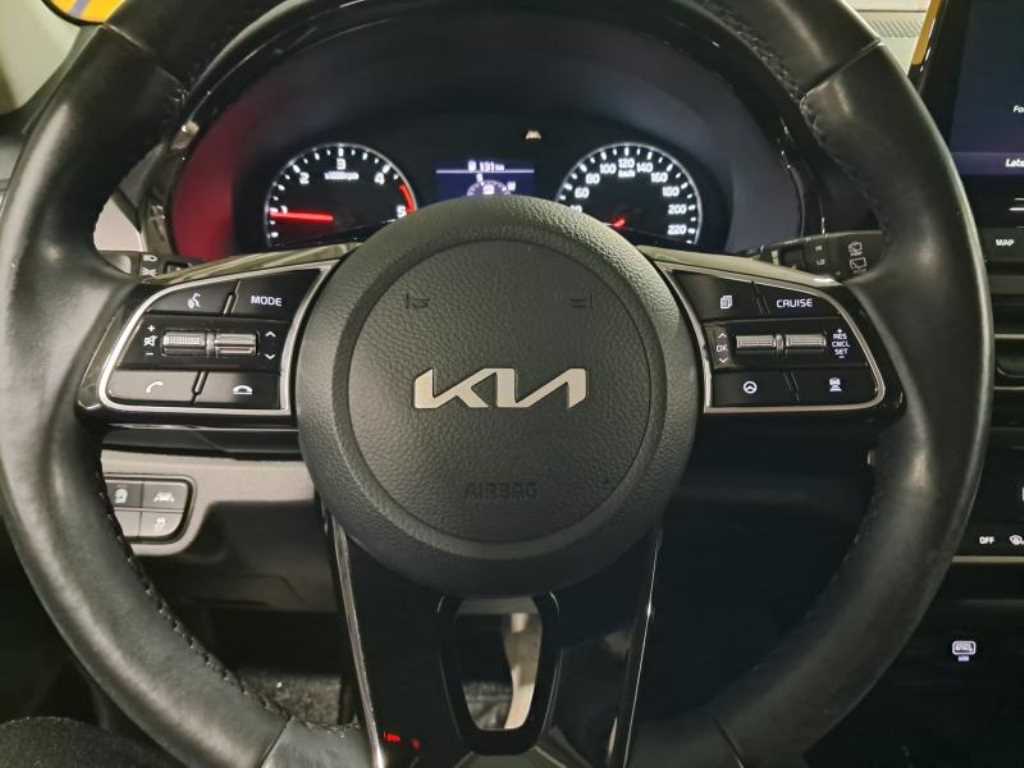 KIA Seltos - Vista 9