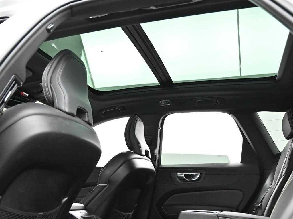 Volvo XC60 2021 Blanco - Importación desde Corea - HF Imports Iquique - Foto 18