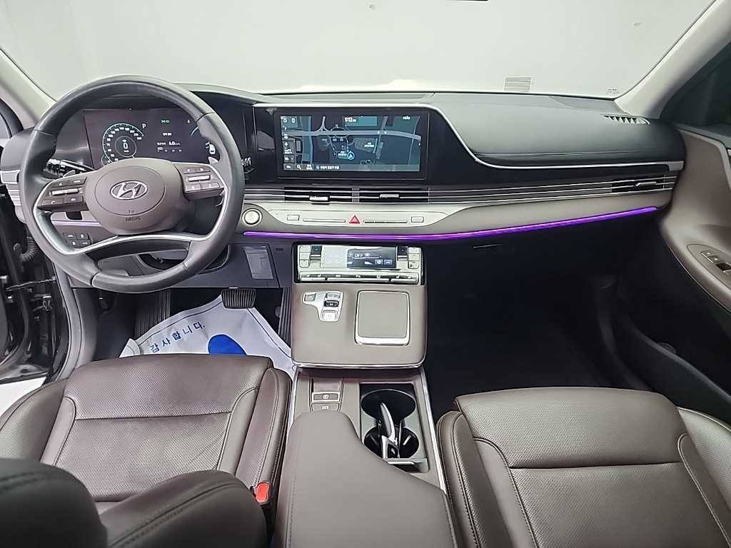 HYUNDAI Grandeur - Vista 7