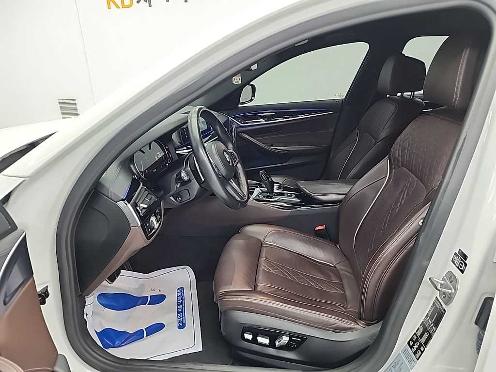 BMW 5 Series - Vista 11