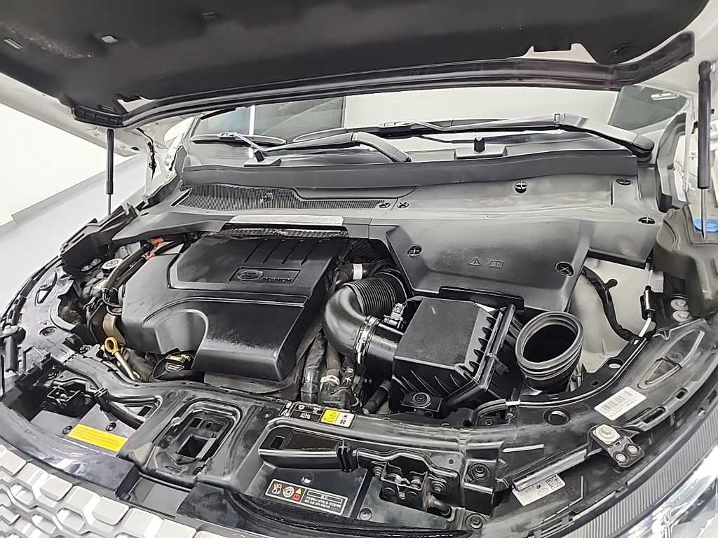 Land Rover Discovery Sports - Vista 6