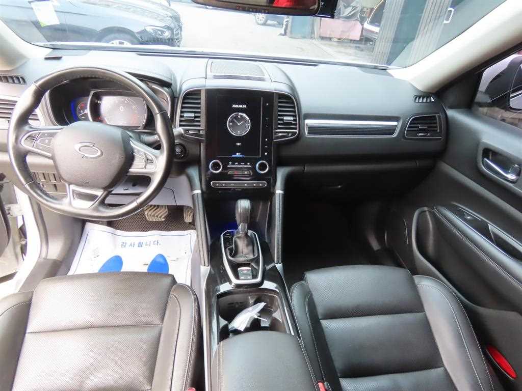 SAMSUNG QM6 - Vista 11