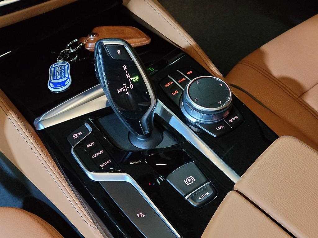 BMW 5 Series - Vista 12