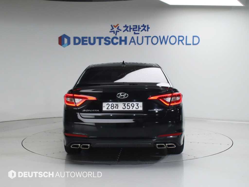 HYUNDAI Sonata - Vista 4