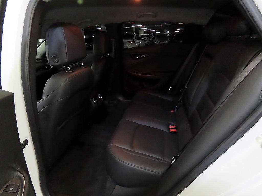 Chevrolet Malibu - Vista 7