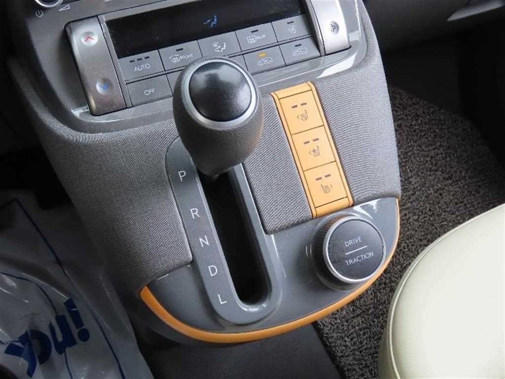 HYUNDAI Casper - Vista 6