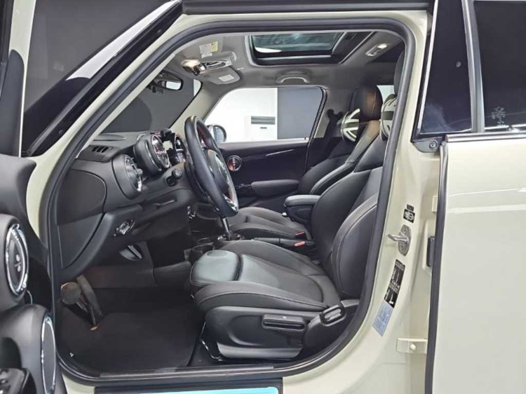 Mini Cooper 2019 the color of pearl - Importación desde Corea - HF Imports Iquique - Foto 18