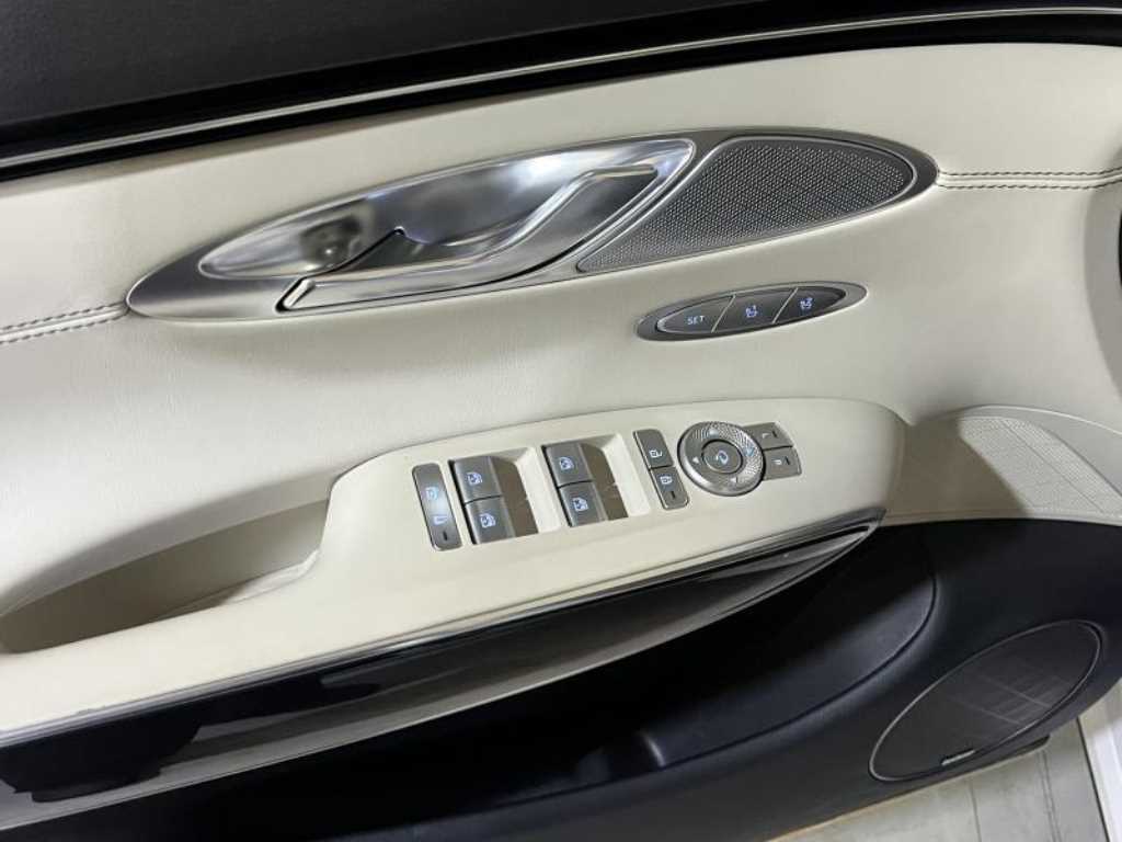 Genesis GV70 2022 Blanco - Importación desde Corea - HF Imports Iquique - Foto 15