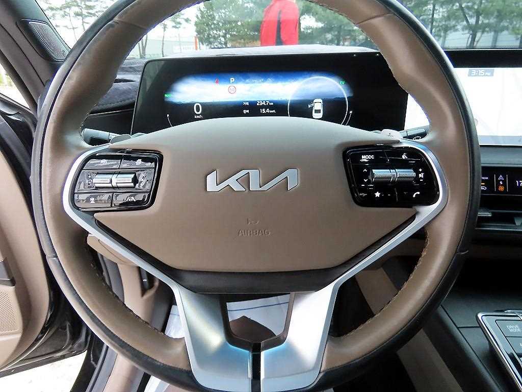 KIA K8 - Vista 8
