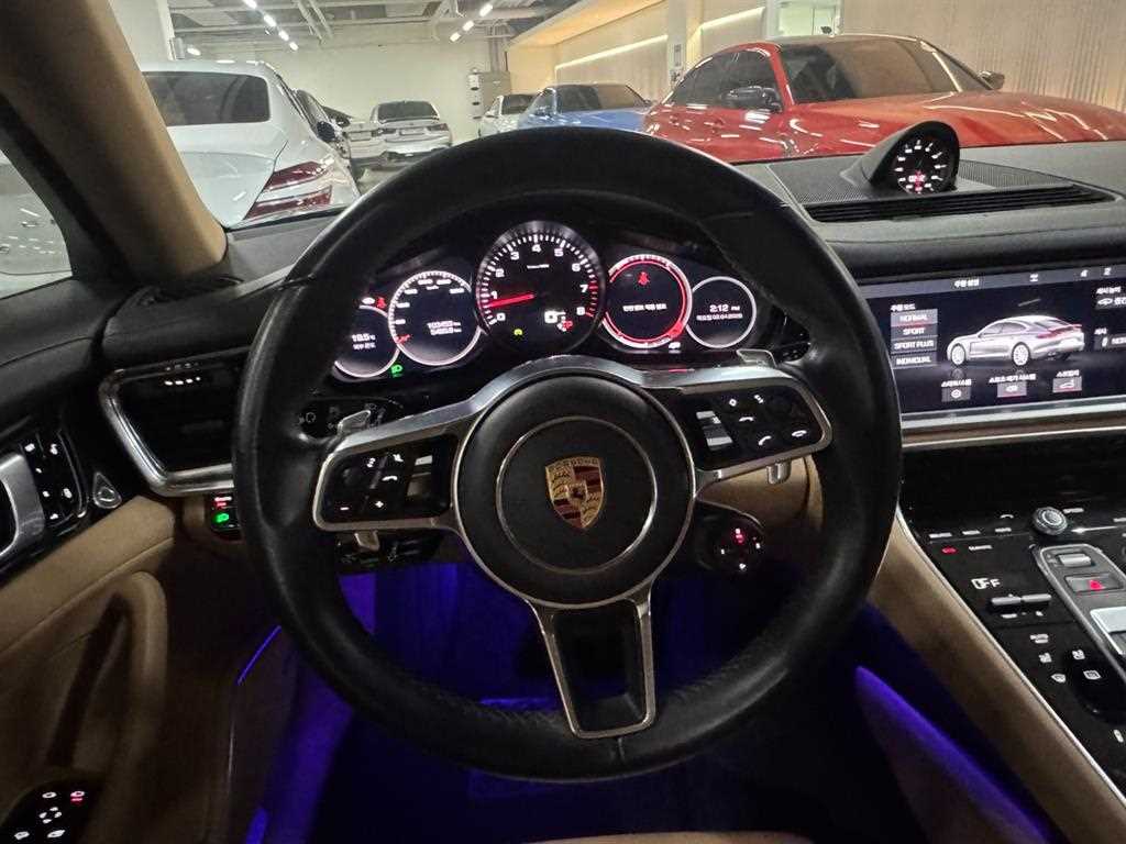 Porsche Panamera - Vista 10