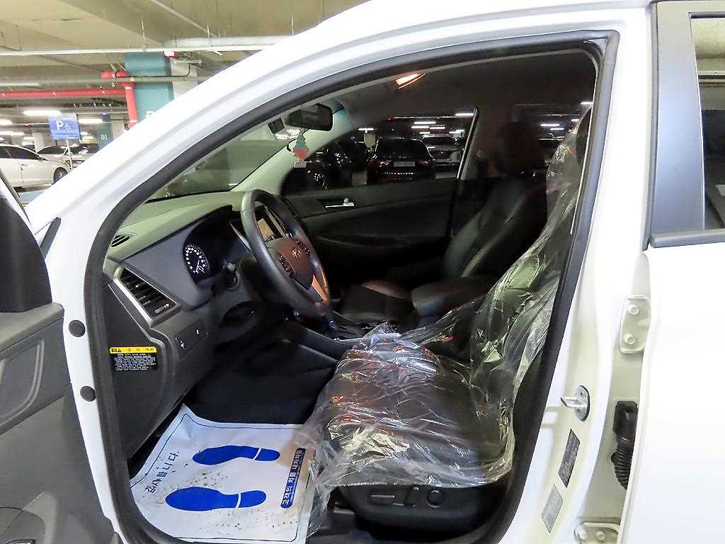 HYUNDAI Tucson - Vista 6