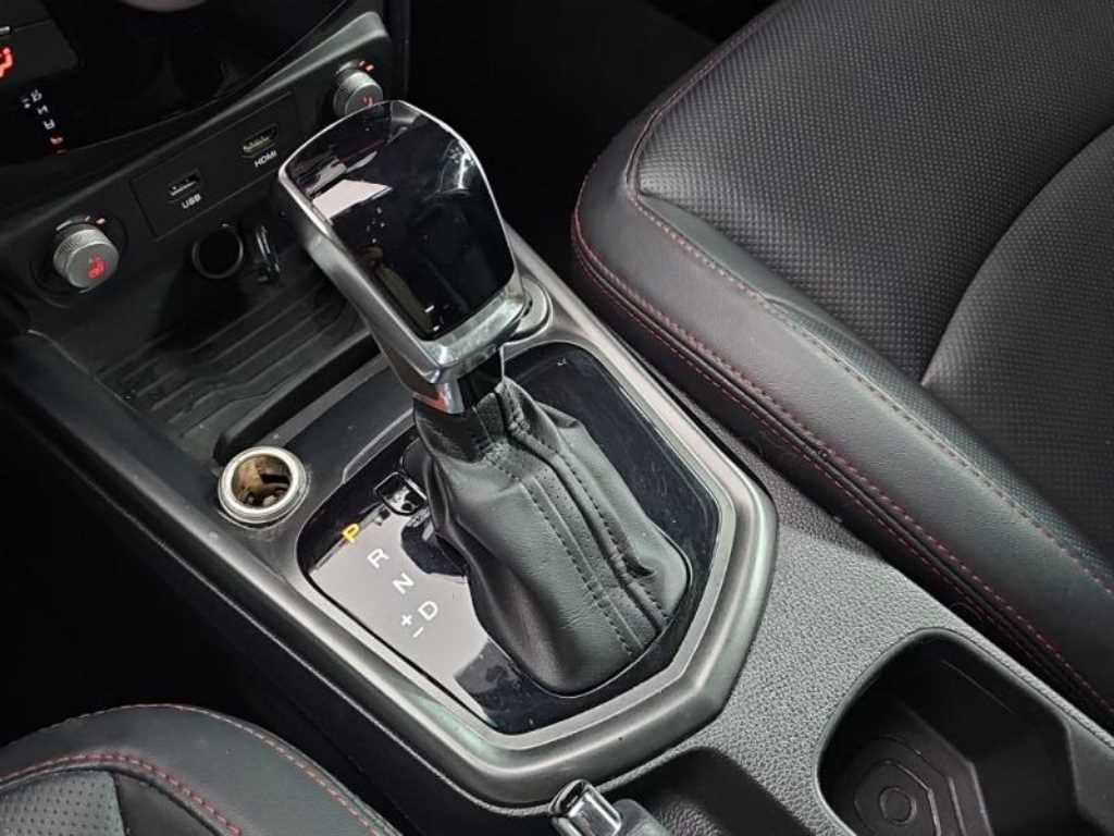 Ssangyong Tivoli - Vista 12