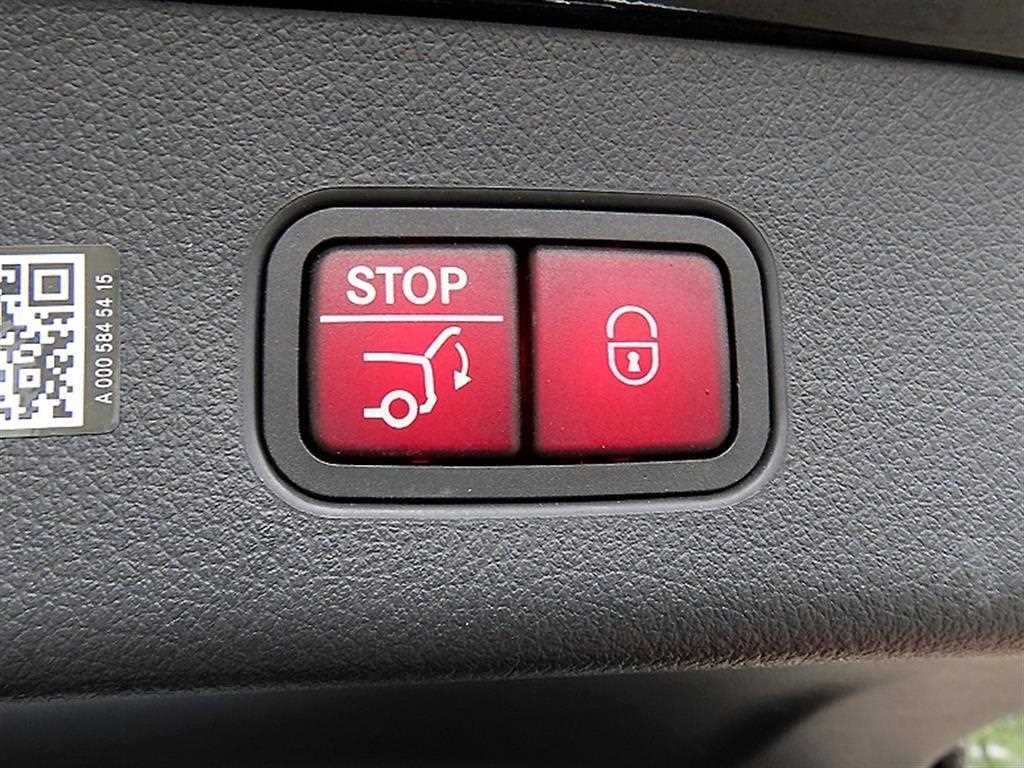 Mercedes Benz GLC Class 2024 Negro - Importación desde Corea - HF Imports Iquique - Foto 15