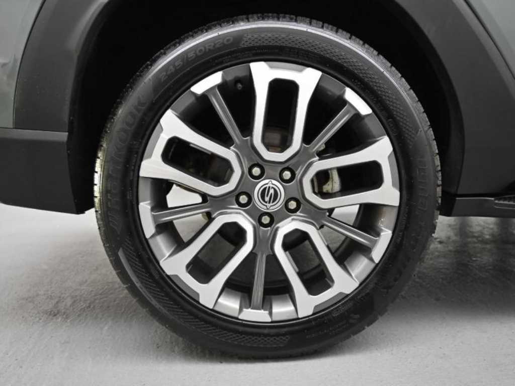 Ssangyong Torres - Vista 5