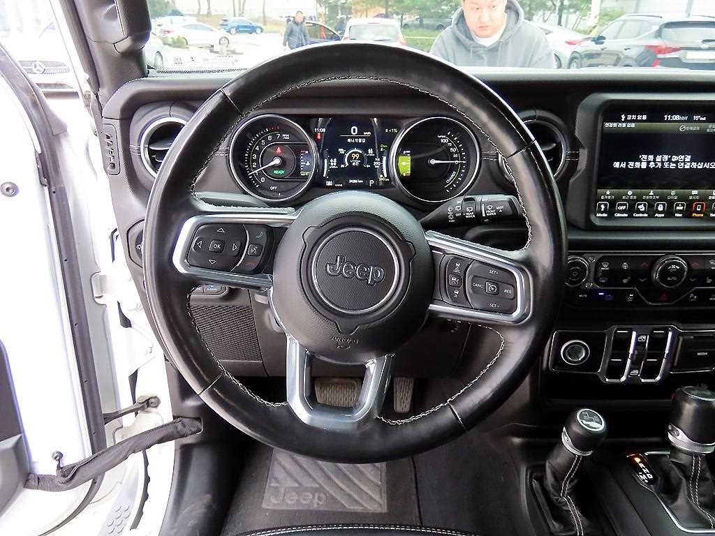 Jeep Wrangler - Vista 8