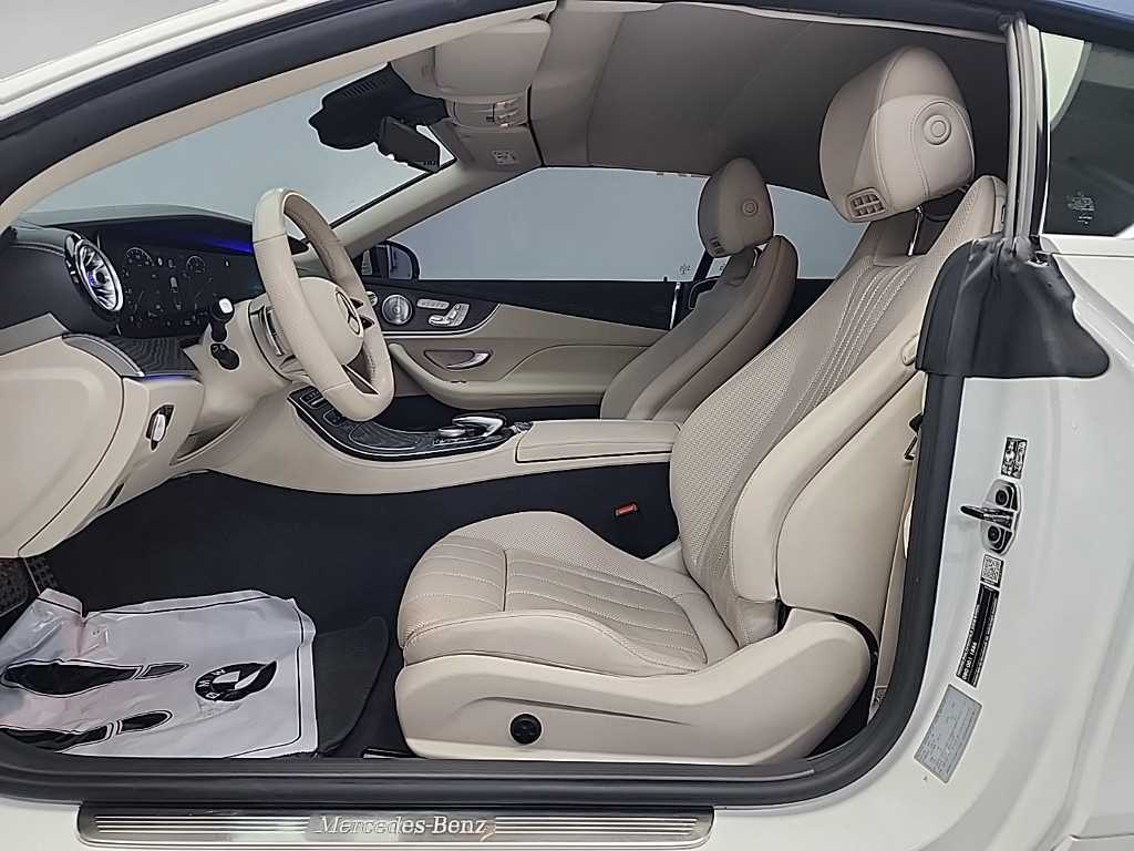 Mercedes Benz E class - Vista 11