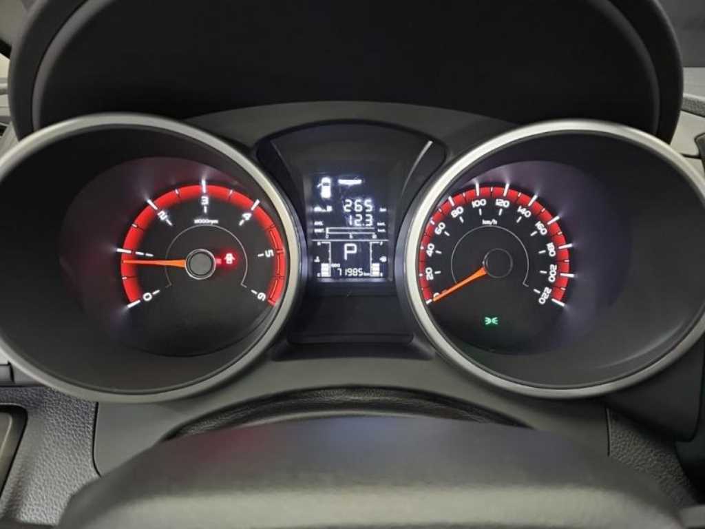 Ssangyong Tivoli - Vista 7