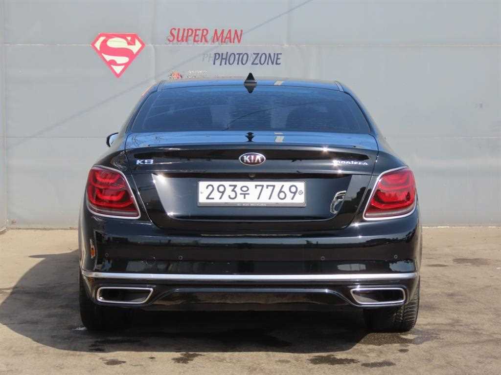 KIA K9 - Vista 3