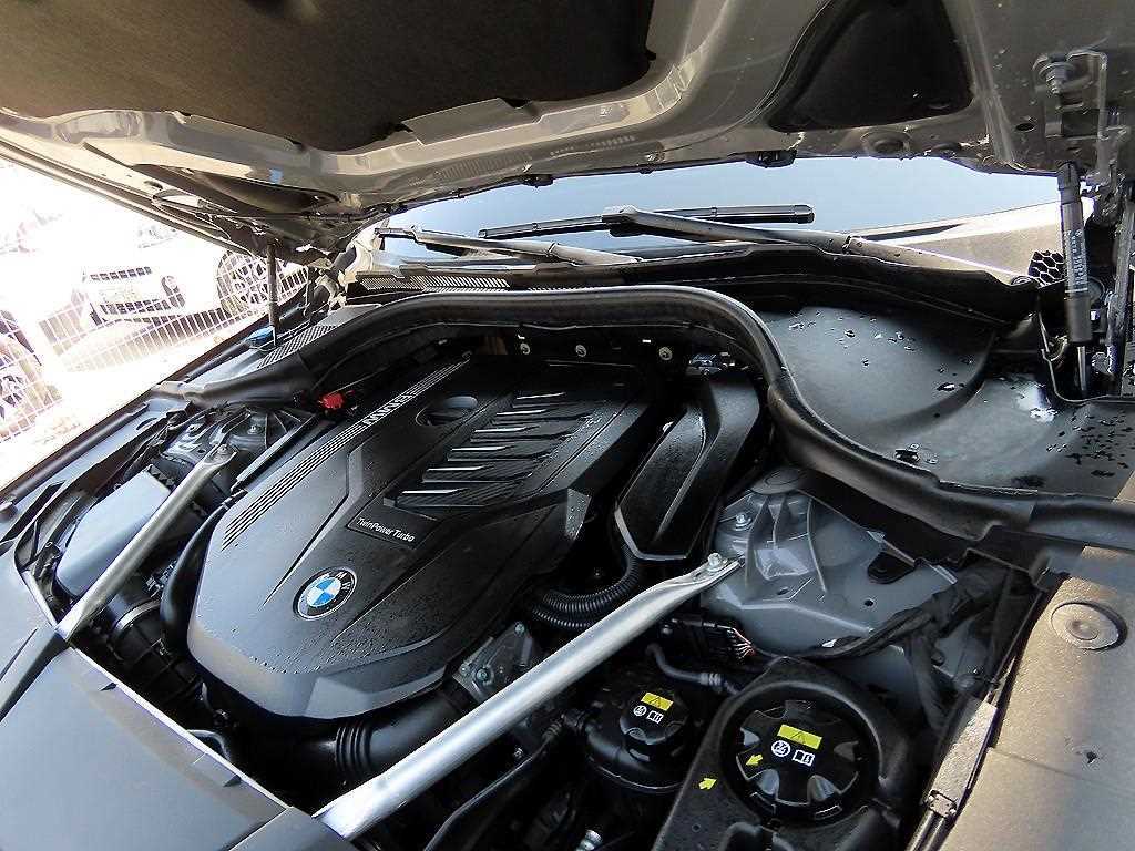 BMW Gran Turismo 2022 Gris - Importación desde Corea - HF Imports Iquique - Foto 17