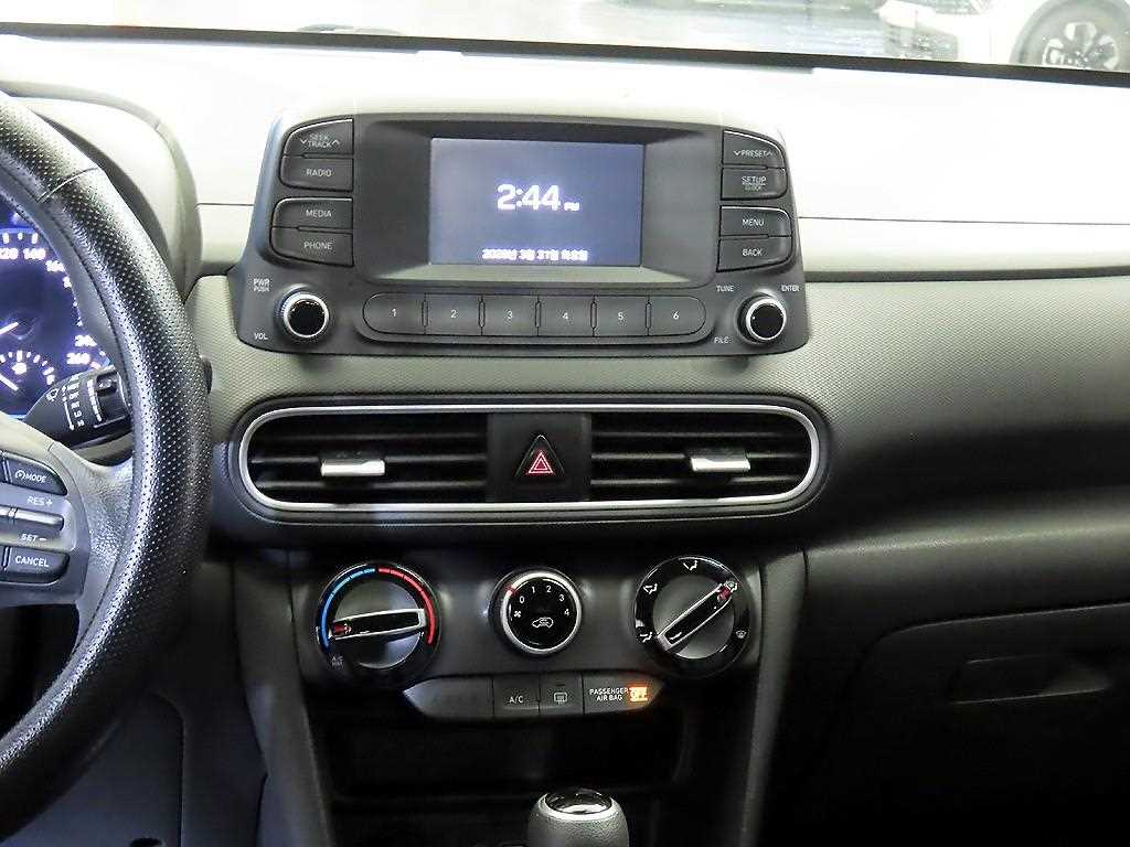 HYUNDAI Kona - Vista 11