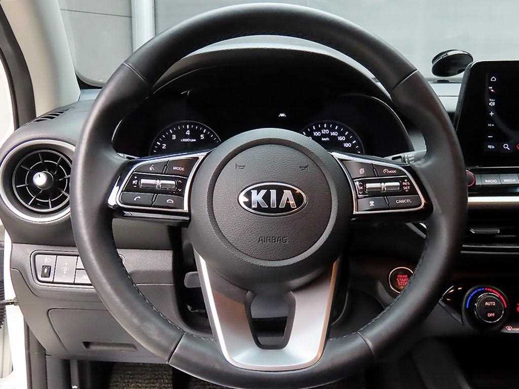 KIA K3 - Vista 9
