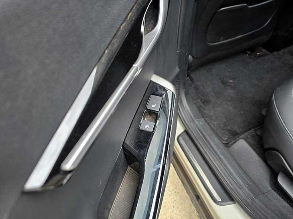 KIA EV6 2022 Blanco - Importación desde Corea - HF Imports Iquique - Foto 17