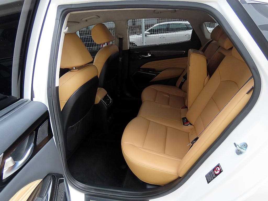 KIA K7 - Vista 6