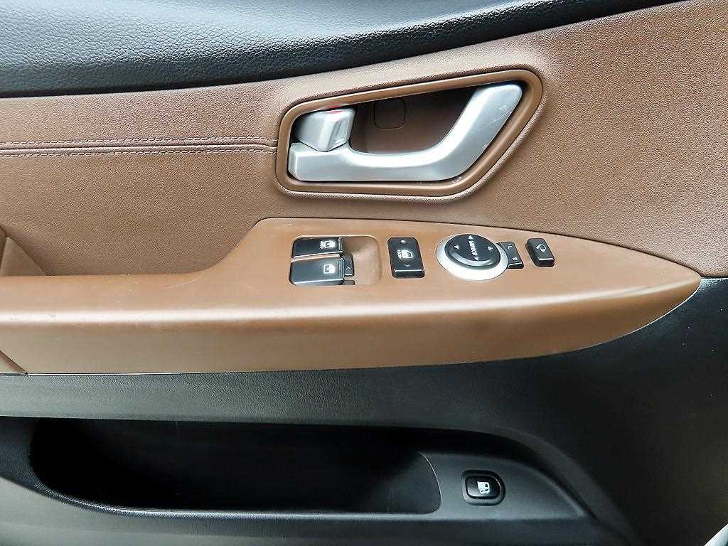 HYUNDAI Starex - Vista 11