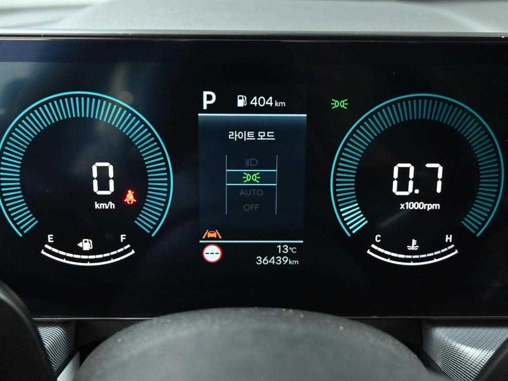 HYUNDAI Sonata - Vista 6