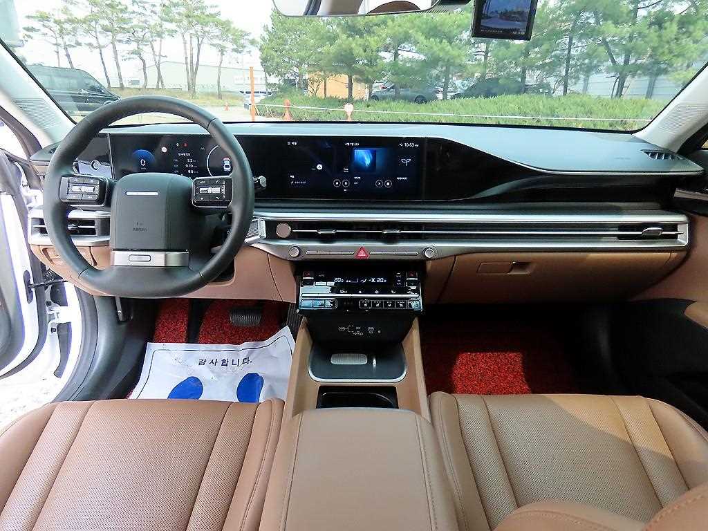 HYUNDAI Grandeur - Vista 7