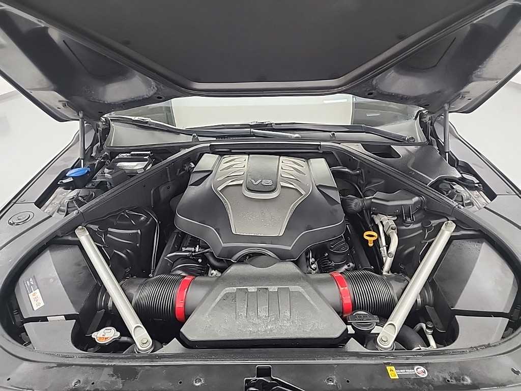 Genesis EQ900 - Vista 5