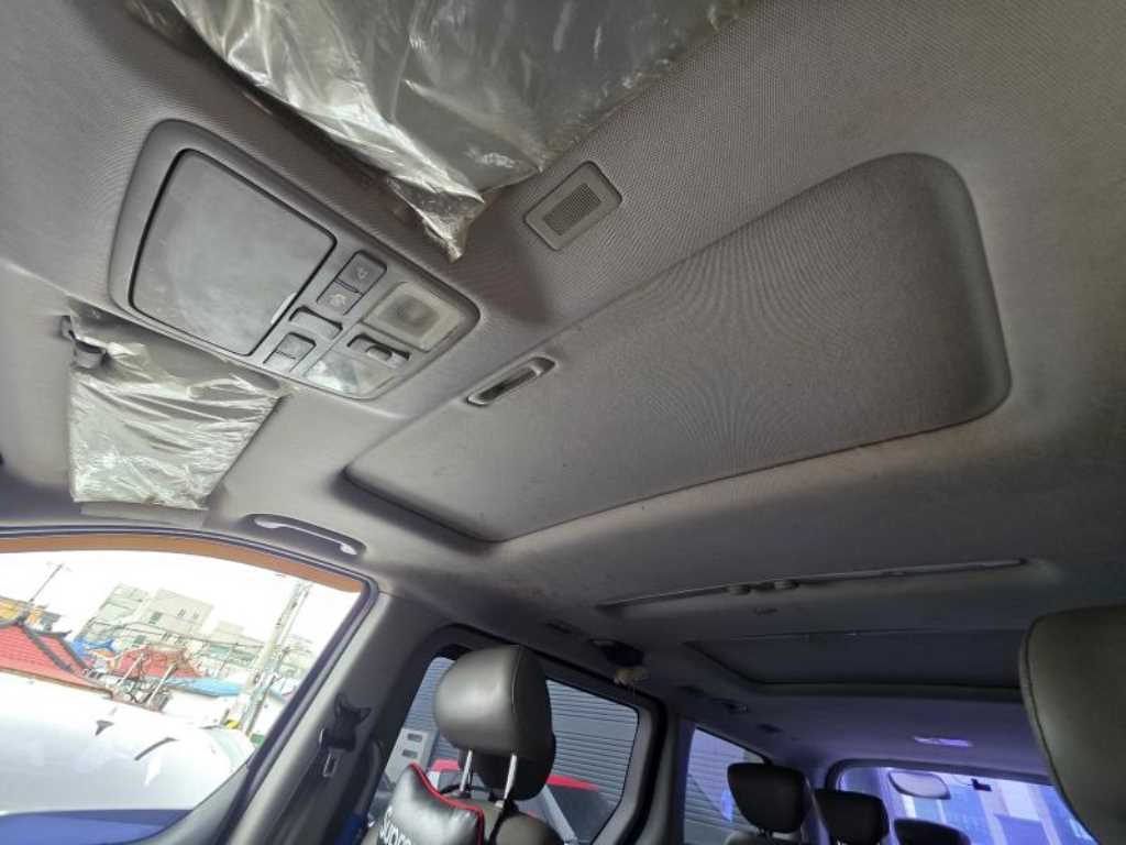 HYUNDAI Starex 2014 Negro - Importación desde Corea - HF Imports Iquique - Foto 1