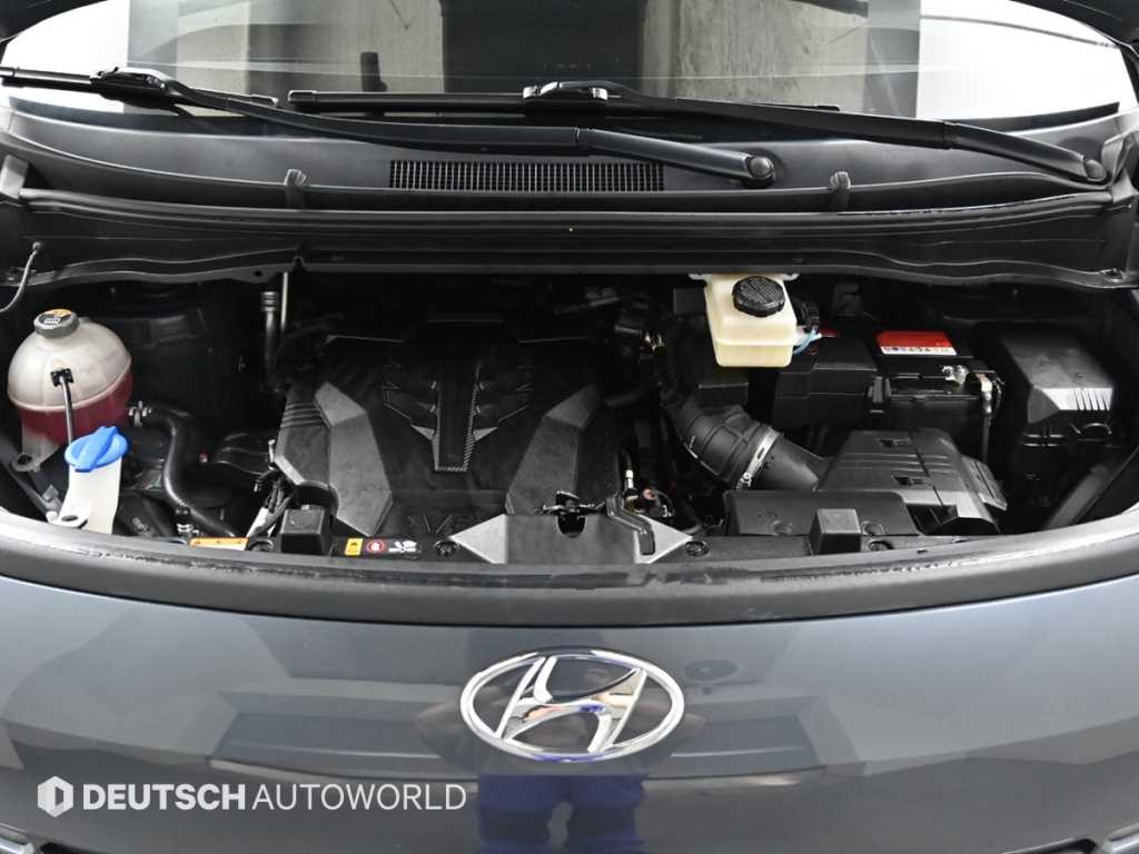 HYUNDAI Staria - Vista 6