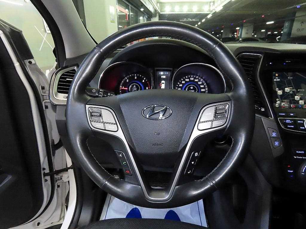 HYUNDAI Santa Fe - Vista 8