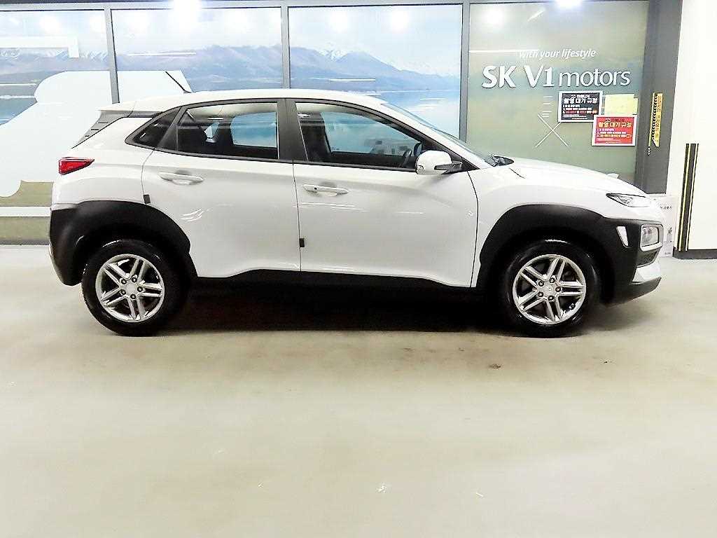 HYUNDAI Kona - Vista 3