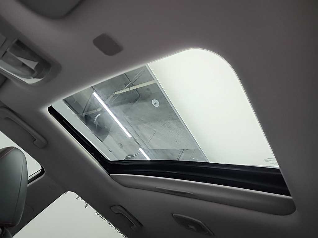 Ssangyong Tivoli 2017 Blanco - Importación desde Corea - HF Imports Iquique - Foto 13