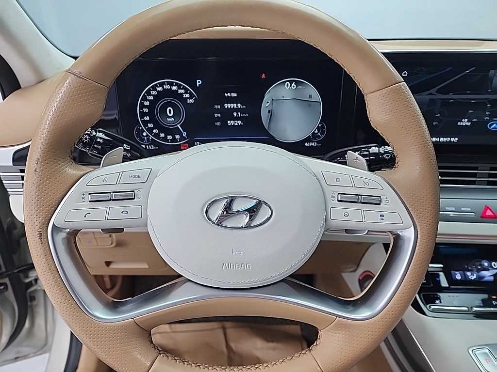 HYUNDAI Grandeur - Vista 9