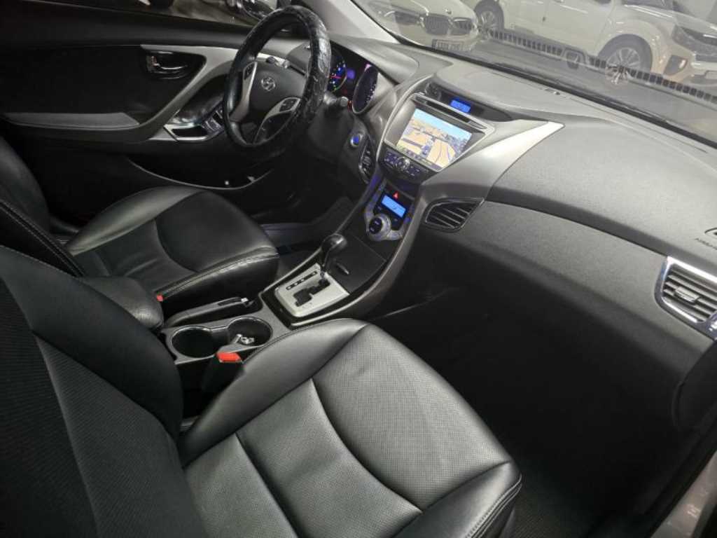 HYUNDAI Avante 2012 - Importación desde Corea - HF Imports Iquique - Foto 20