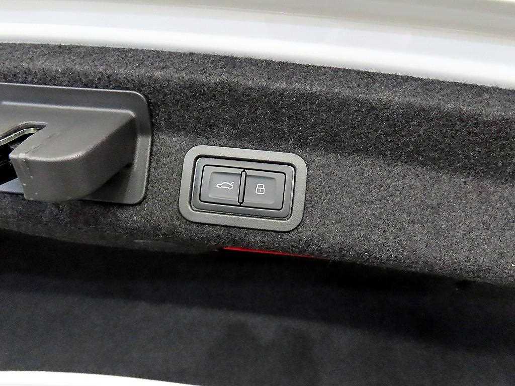 Audi A6 2022 Blanco - Importación desde Corea - HF Imports Iquique - Foto 17