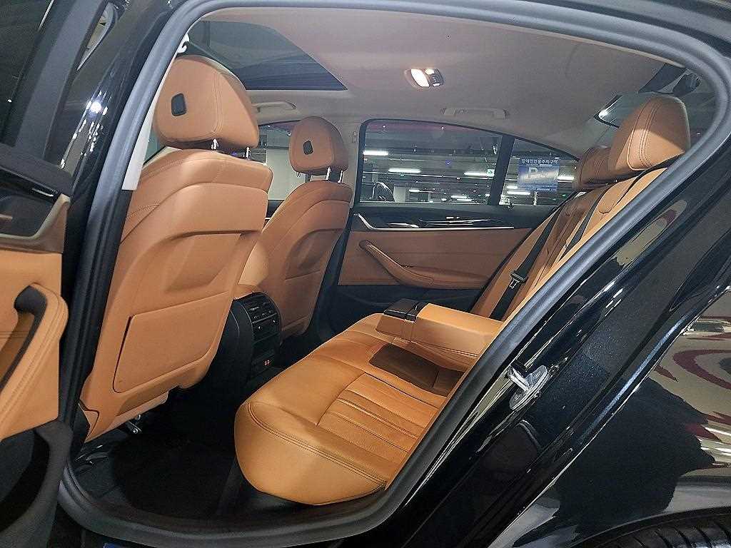 BMW 5 Series - Vista 8