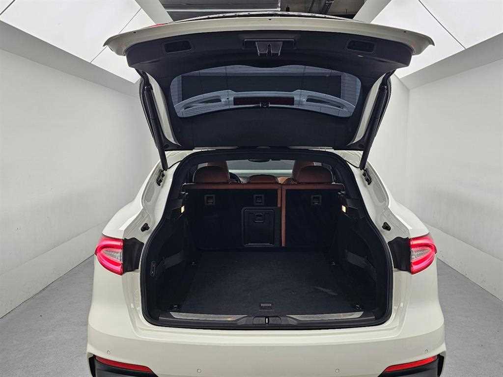 Maserati Levante 2019 Blanco - Importación desde Corea - HF Imports Iquique - Foto 19