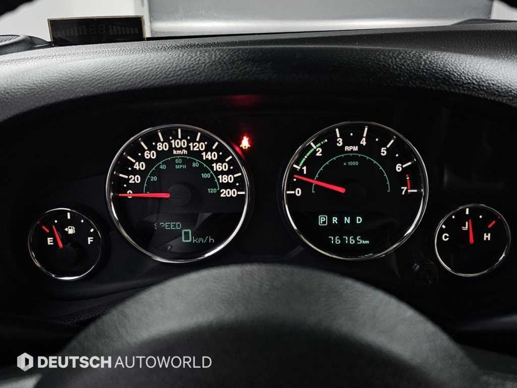 Jeep Wrangler - Vista 8