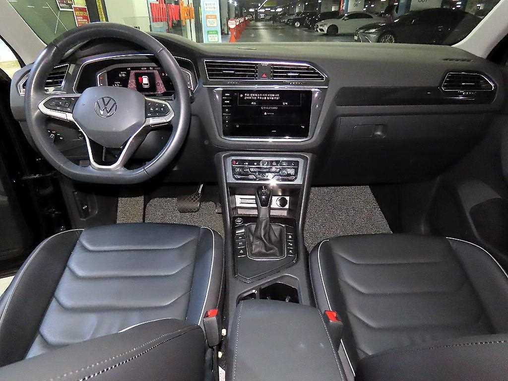 Volkswagen Tiguan - Vista 10
