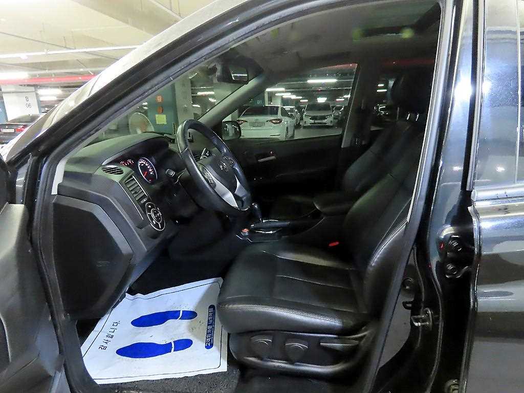 Ssangyong Korando - Vista 6