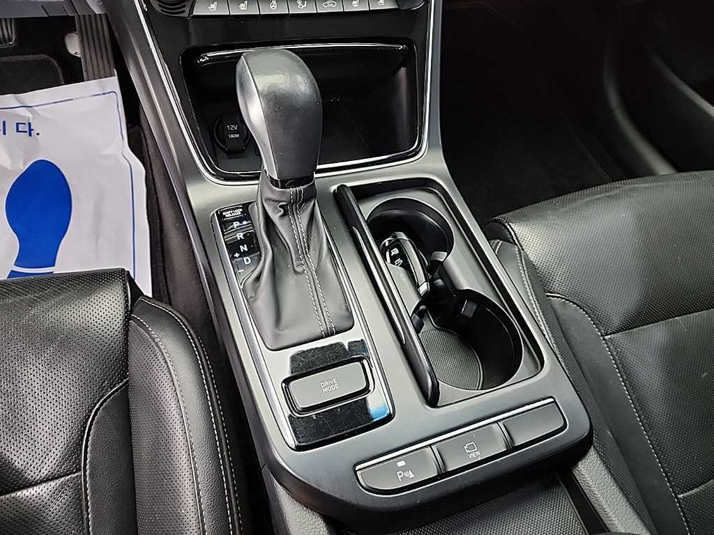 HYUNDAI Grandeur - Vista 8